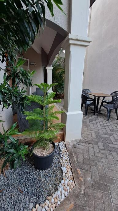Sunshine Luxurious Villa:4 Mins Walk From Beach Flic-en-Flacq Εξωτερικό φωτογραφία