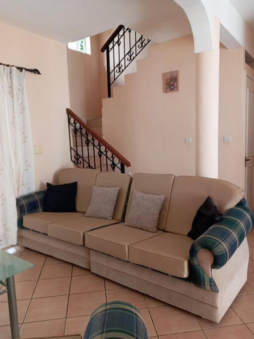 Sunshine Luxurious Villa:4 Mins Walk From Beach Flic-en-Flacq Εξωτερικό φωτογραφία